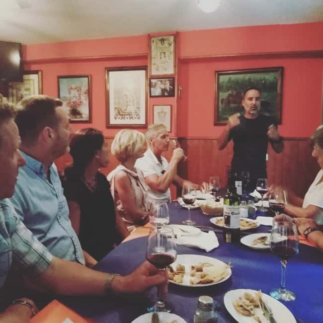 Marbella: Hidden Taverns, Tapas & Wine in the Old Town - Key points to know before booking