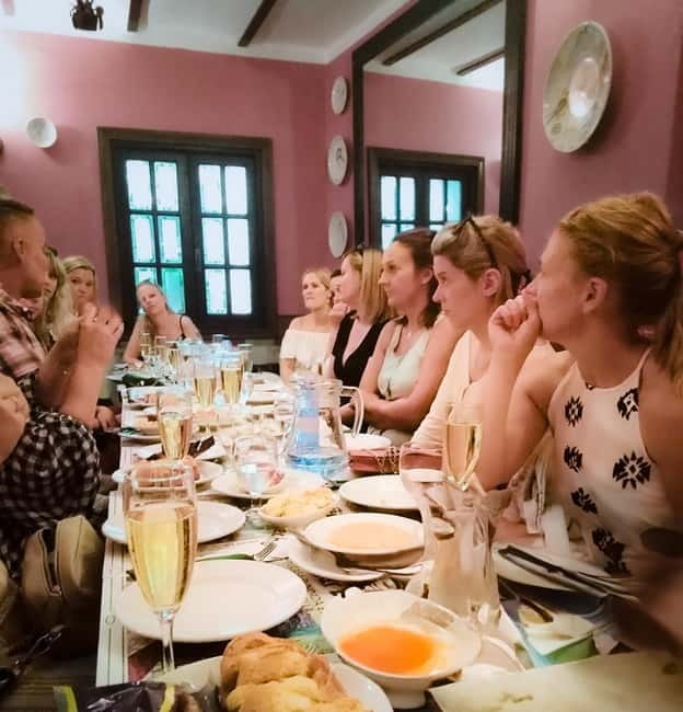 Marbella: Hidden Taverns, Tapas & Wine in the Old Town - Why this Marbella food walk is different