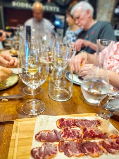 Marbella: Hidden Taverns, Tapas & Wine in the Old Town - Who should book this Old Town food tour?