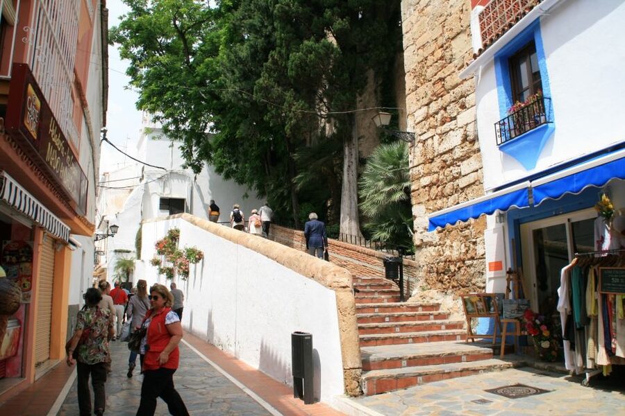 Marbella, Mijas and Puerto Banús Full-Day Sightseeing Tour - Puerto Banús is the glossy finale