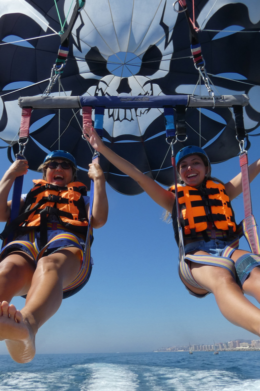 Marbella: Parasailing Flight from Puerto Banus - Up to 650 feet over Marbella