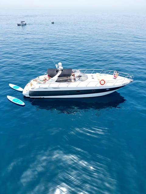 Marbella: Private Cruise in Luxury Yacht - Optional jet skis and towable rides