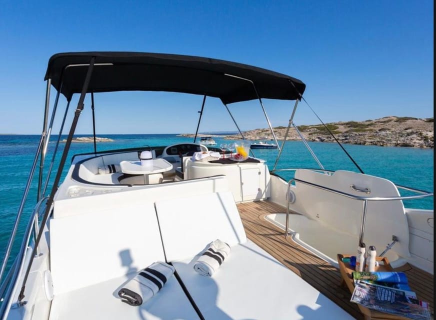 Marbella: Private Cruise in Yacht - Swimming, paddleboarding, and time off the boat