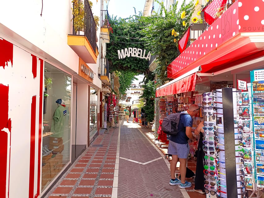 Marbella: Private Walking Tour - Starting at Alameda Park and the Rocio Fountain