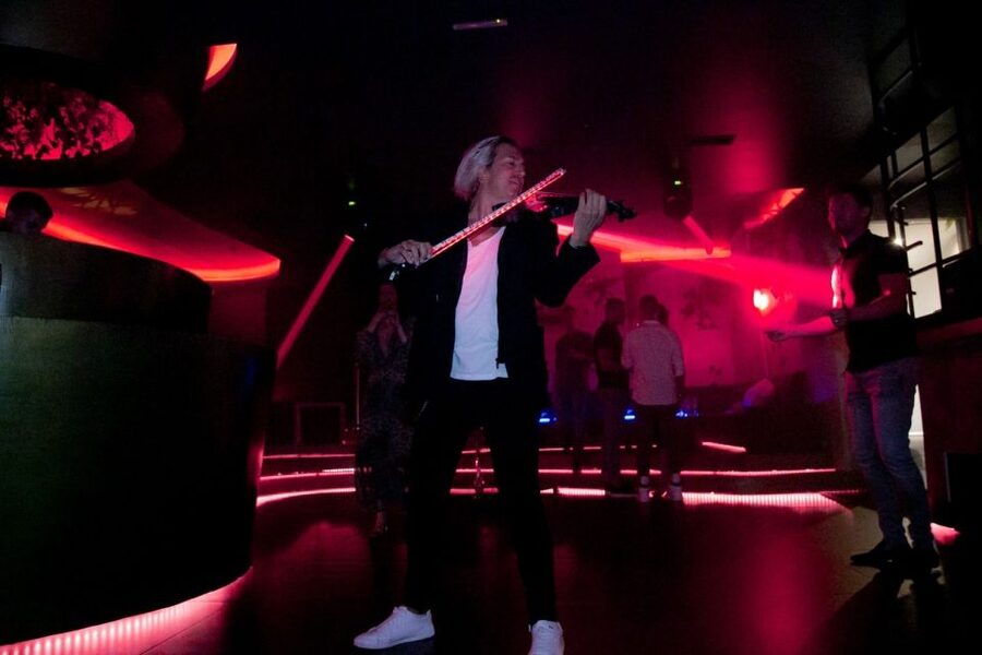 Marbella: Puerto Banus Night Life Walking Tour - How Franco shapes the evening