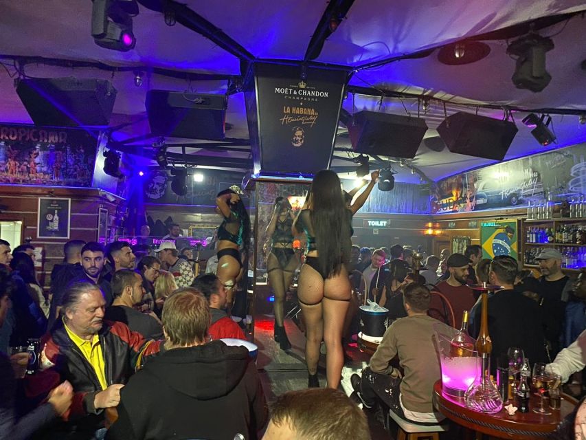 Marbella: Puerto Banus Night Life Walking Tour - Dress carefully for the doors