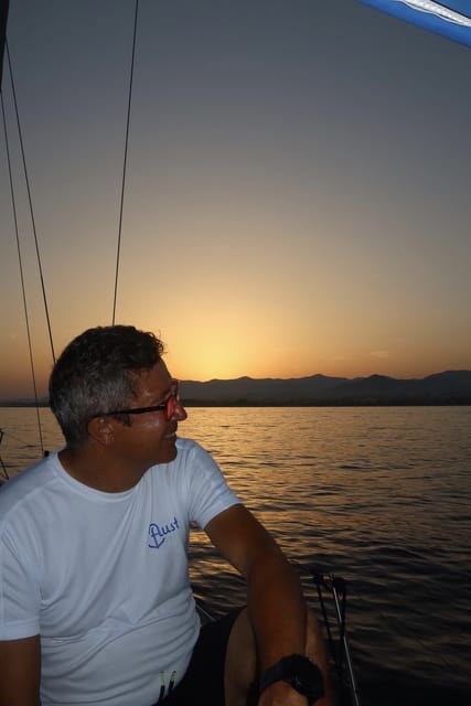 Marbella: Sunset Luxury Sailing Cruise in Puerto Banús - Key points to know before sailing