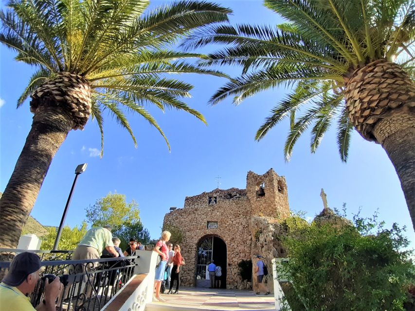 Mijas: Group walking tour - Who should choose this Mijas walking tour?