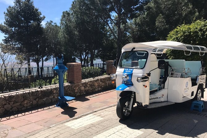 Mijas: Panoramic city tour in an electric Tuk Tuk - San Sebastián Church and the old town center