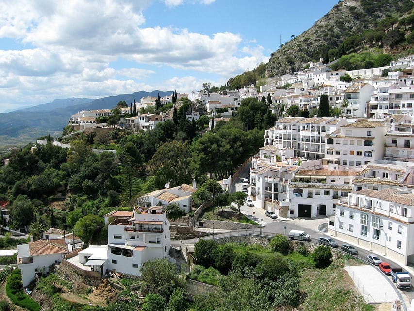 Mijas: Panoramic city tour with an electric Tuk Tuk - Why a Tuk Tuk makes sense in Mijas Pueblo