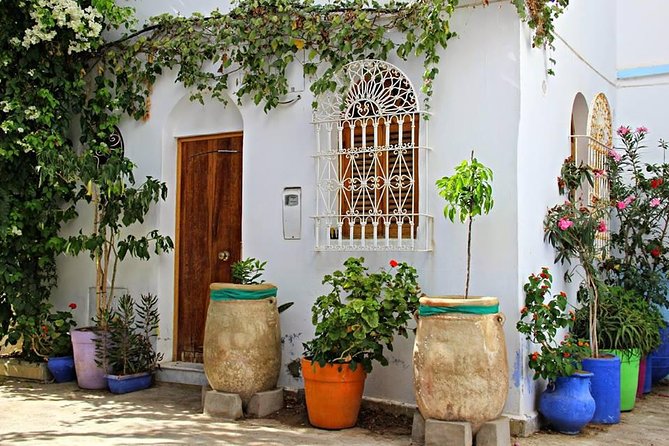 Morocco: Tangier Private Tour from Malaga & Tarifa, All Inclusive - A generous Moroccan lunch, with one timing warning