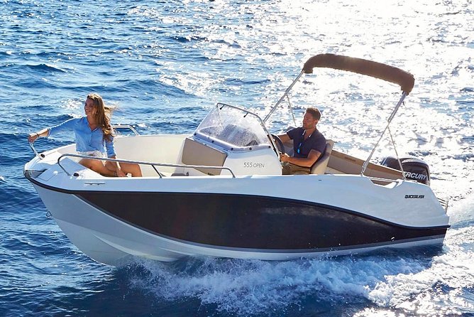 Navigation/Sailing License - Four Hours on the Water With Jorge