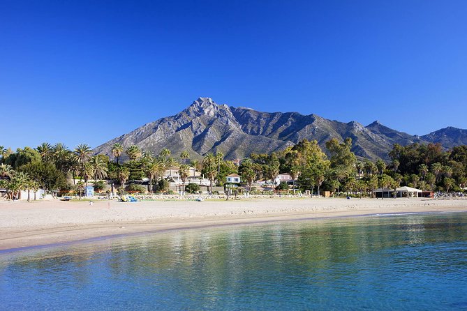Paddle Boarding Tour on the beautiful Marbella Coast - Your first lesson on a stand-up paddleboard
