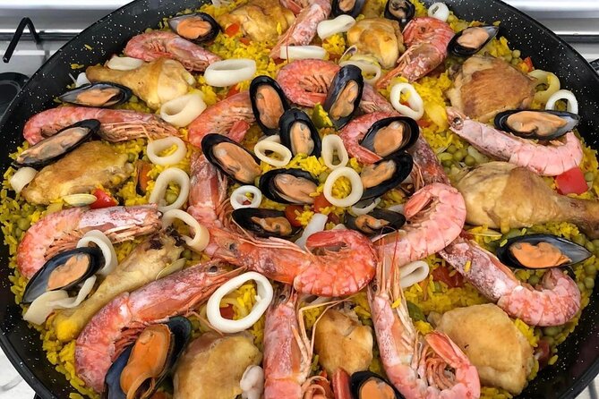 Paella class - A private format that suits families and friends
