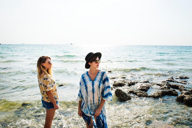 Photoshooting in Malaga - Photo session by OhMyGoodGuide - Moving between Malaga’s photo settings