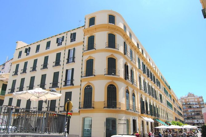 Picasso roots Private Walking Tour in Central Malaga - Picasso’s Birthplace and His Family