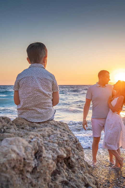 Portraits in Marbella: Private Vacation Photographer Tour - Starting at Plaza de los Naranjos