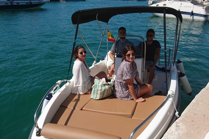 Private boat rental without title dolphin watching - Price, Timing, and Overall Value