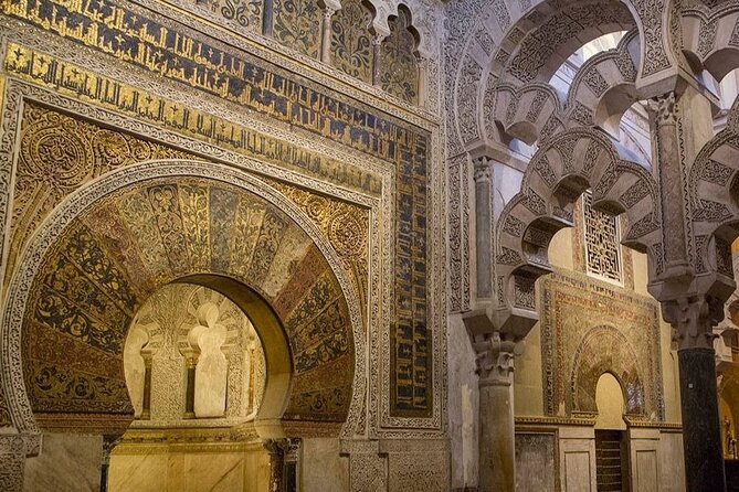 Private Cordoba & Seville Tour with a Finale Horse Carriage Ride - Cordoba’s Jewish Quarter and Roman Bridge