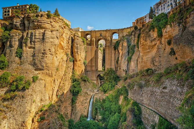 Private Day Trip to Ronda from Malaga with Driver-Guide - Pickup from Malaga and the ride inland