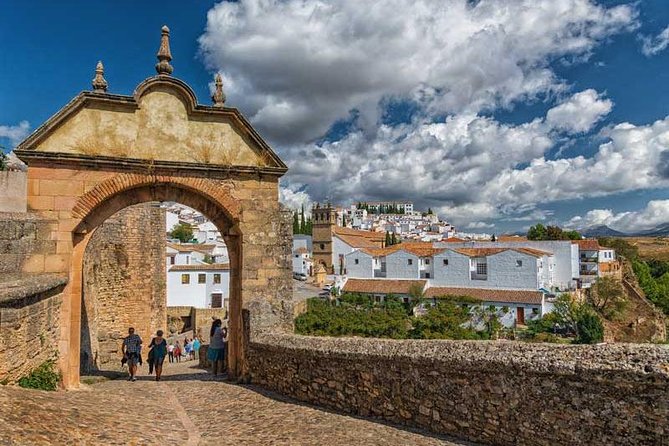 Private Day Trip to Ronda from Marbella - Plaza de España and time for lunch