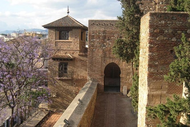 Private Malaga: Alcazaba, Museum, Market, Cathedral & Picasso - The Alcazaba, Malaga’s most demanding and rewarding climb