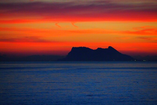 Private Sailing - dolphin Experience Estepona - drink & food - 4h - The captain and the feel onboard