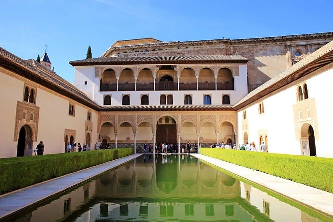 Private tour from Malaga to the Alhambra Palace and Granada - Leaving Malaga in a private Mercedes