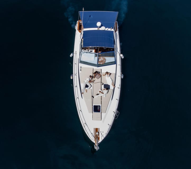 PUERTO BANUS: YACHT RENTAL FOR GROUP 2H - Swimming and water time off the Marbella coast