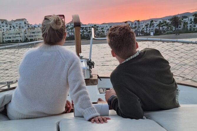 Romatic sea experience (Sunset + overnight + Breakfast) - The personal service from Sonia and her crew