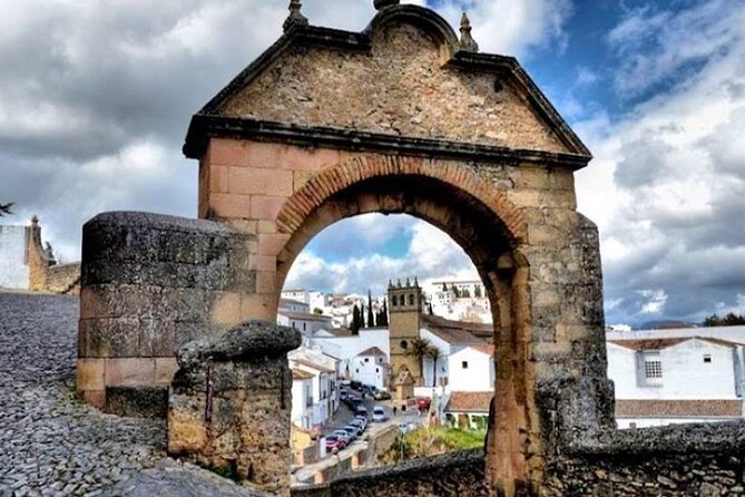 Ronda Historical Walking Tour with Bullring Entrance - What the $108.14 price really buys