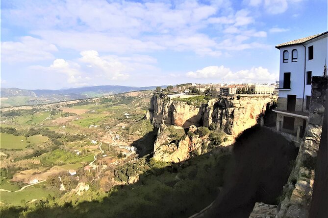 Ronda private walking tour by Tours in Malaga - The guide and communication