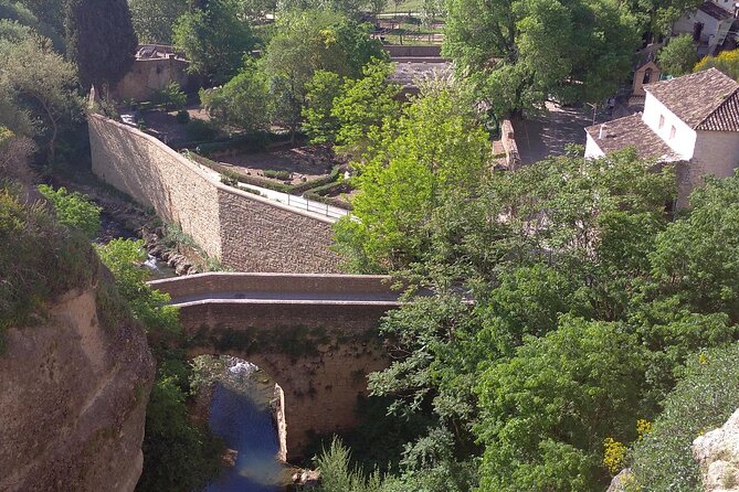 Ronda Self-Guided Audio Tour with Andalucia Travel Expert - Enter Moorish Ronda through courtyards and old borders