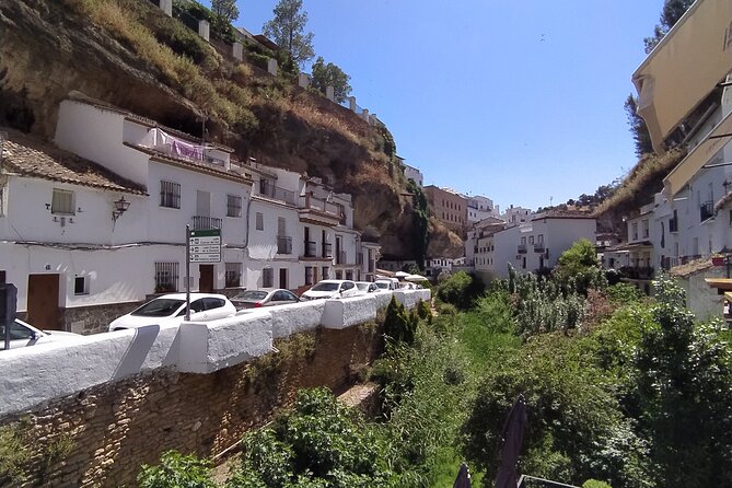 Ronda & Setenil de las Bodegas, land of contrasts / Semi-Private - Setenil de las Bodegas, a town under the rock