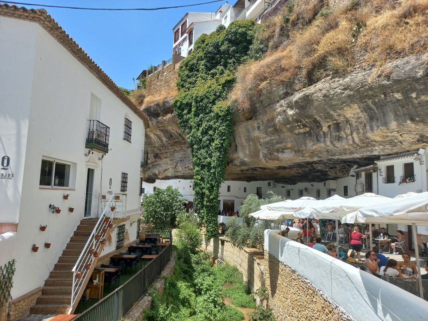 Ronda & Setenil de las Bodegas - SemiPrivate - What the guides add to the day