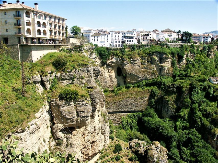 Ronda: Sightseeing Walking Tour - What the $35 price really buys you