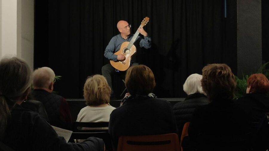 Ronda: Spanish - Classical & Flamenco - Guitar Concert - Entering Ronda Guitar House on Calle Virgen de los Remedios
