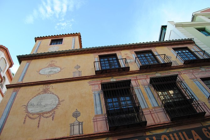 Secret Malaga Private Walking Tour - The Larios monument and the route back