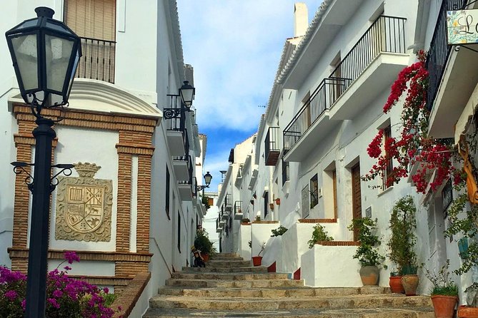 Semi-private Tour to Frigiliana and The Lost Village with lunch included - Why this six-hour outing works