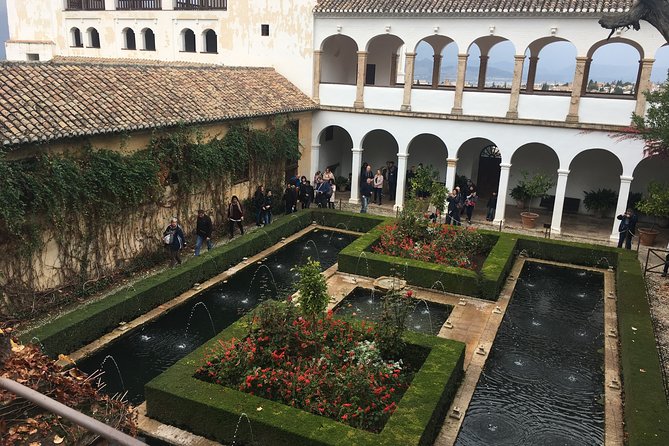 Semi Private Tour to the Alhambra from Nerja - Why this Alhambra day works well from Nerja