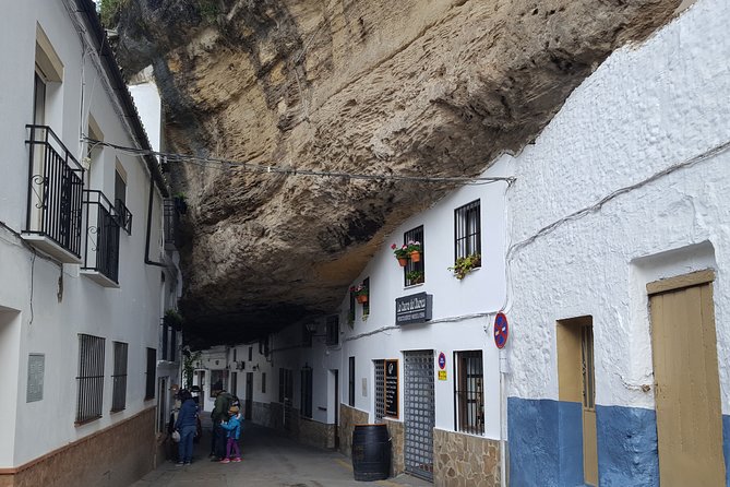 Sensational Setenil by e-bike (full day) - Why Setenil de las Bodegas makes this ride special