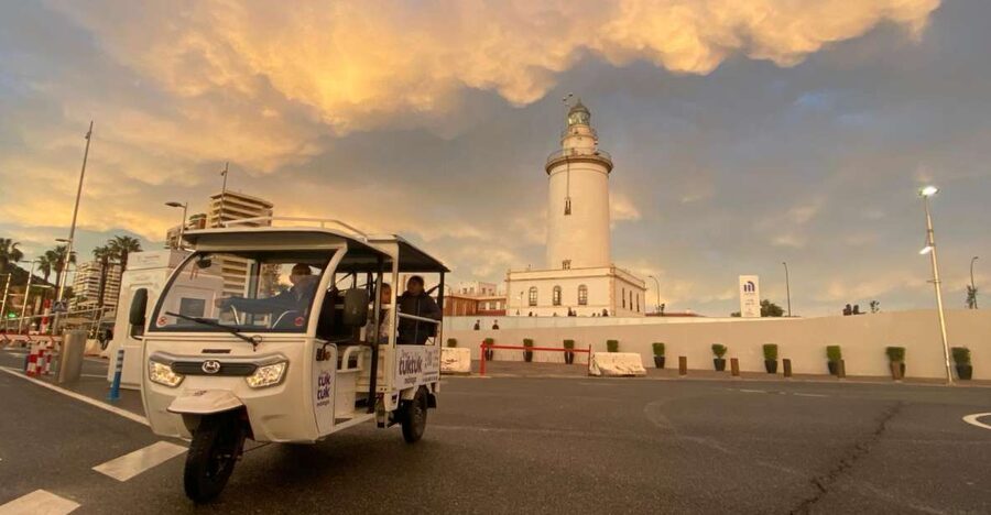 Tour TukTuk Málaga - The English Cemetery and La Malagueta bullring
