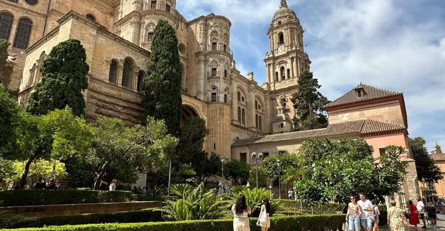 Ultimate Malaga: History and Tapas All Included - Starting with Málaga’s old stones