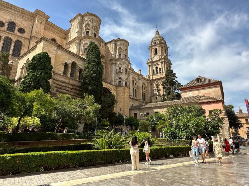 Ultimate Malaga: History and Tapas All Included - What the $142 price covers