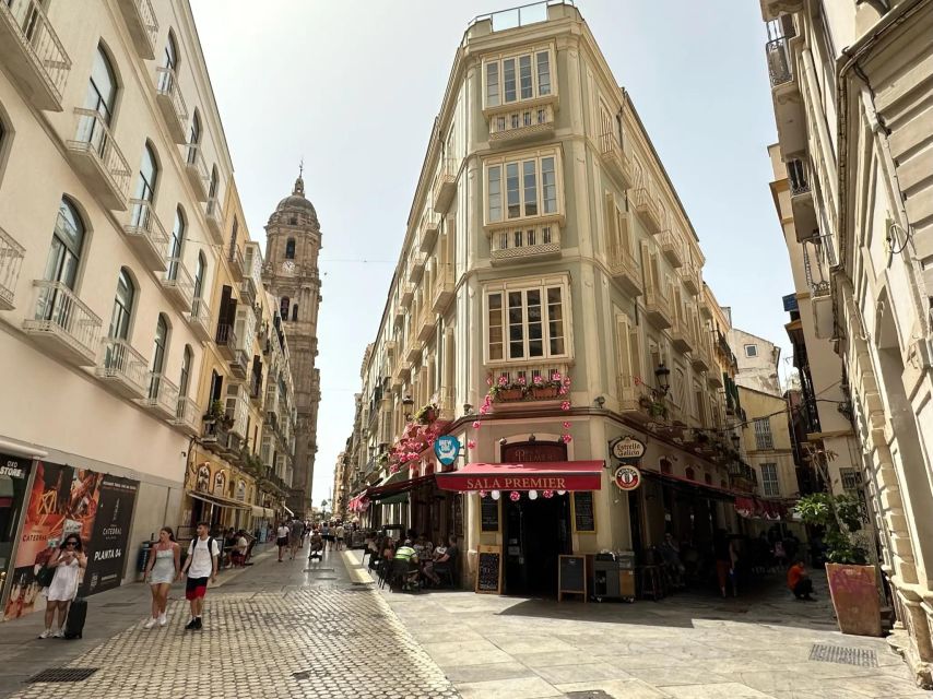 Ultimate Malaga: History and Tapas All Included - Walking, timing, and practical fit