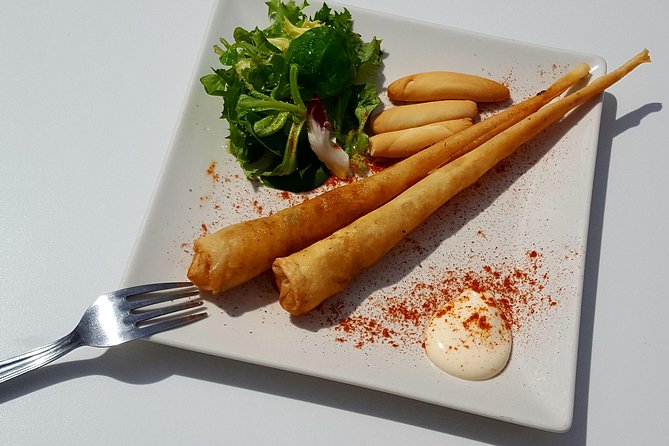 Wine, Tapas & Lake Zahara by e-bike incl Ronda pickup (full day) - Wine and Tapas Breaks Along the Route