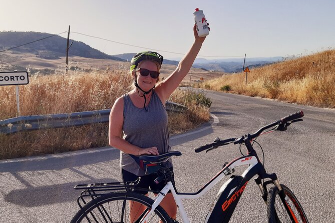 Wine & Tapas tour by electric bike (e-bike) including Ronda pickup (half day) - Why the small group matters