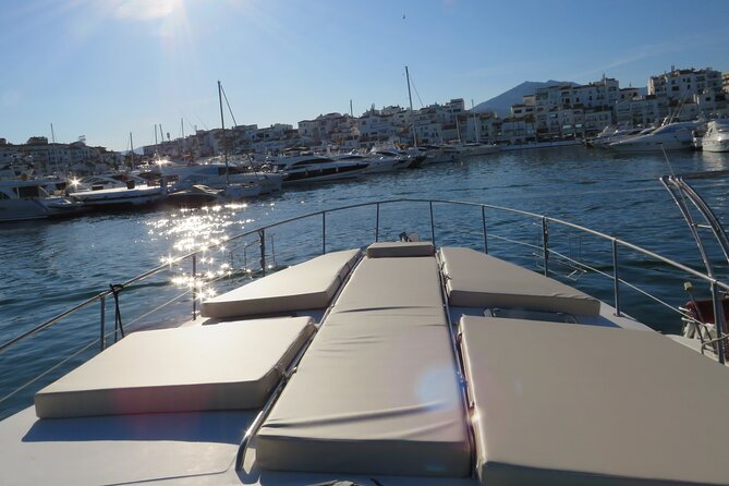 Yacht ride in Puerto Banús - Dolphins, open water, and realistic expectations